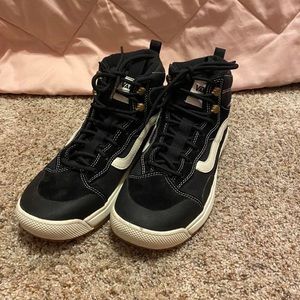 Vans Ultra Range EXO Hi MTE